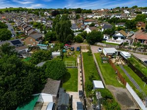 Rear Garden & Surroundings- click for photo gallery